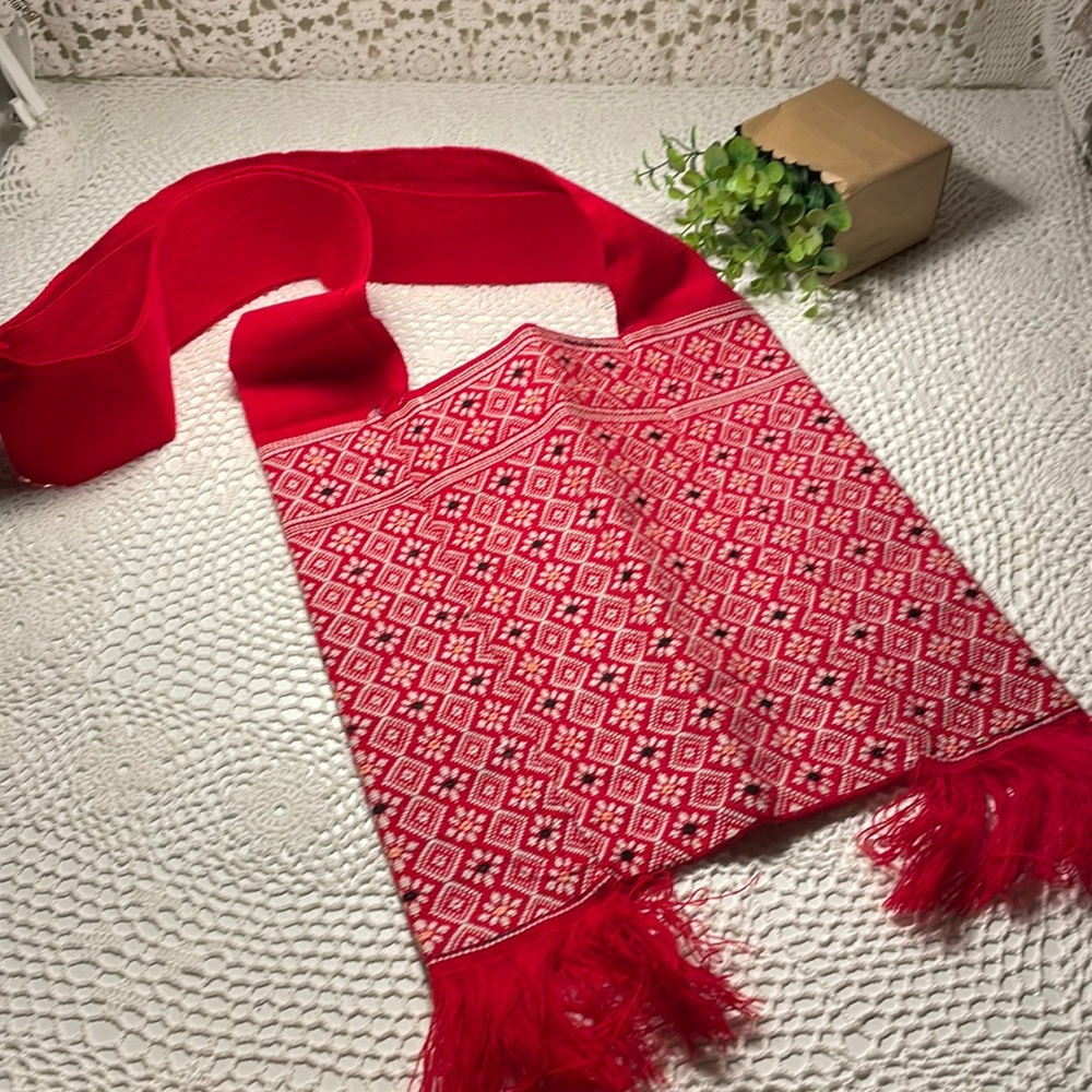 New! Boho woven embroidered shoulder bag